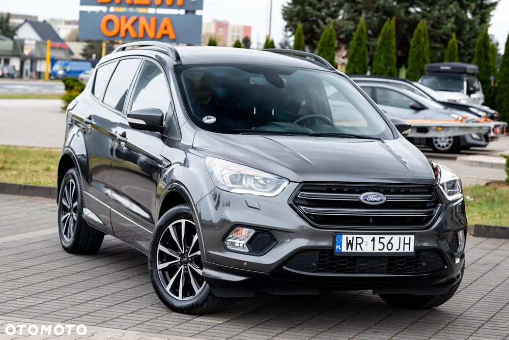 Ford Kuga 1.5 EcoBoost 2x4 ST-Line - 10