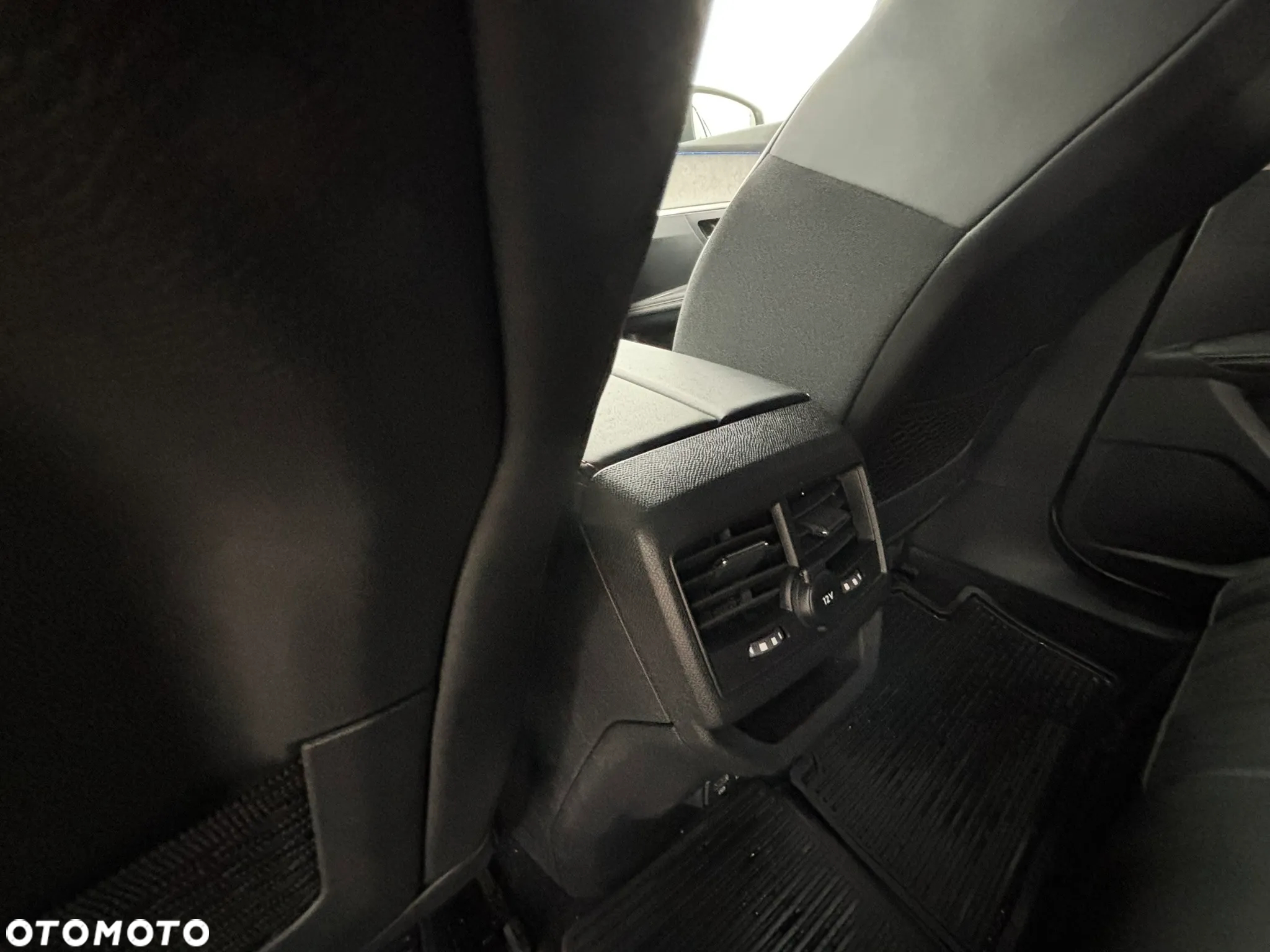 Peugeot 3008 1.2 PureTech GT S&S EAT8 - 18