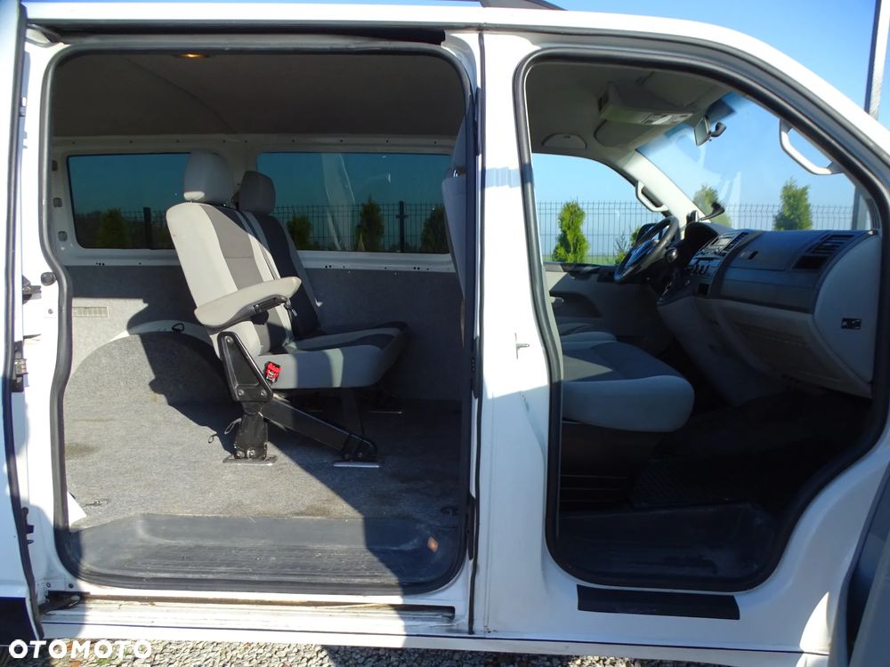 Volkswagen Transporter - 15