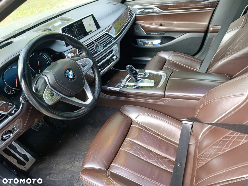 BMW Seria 7 - 9