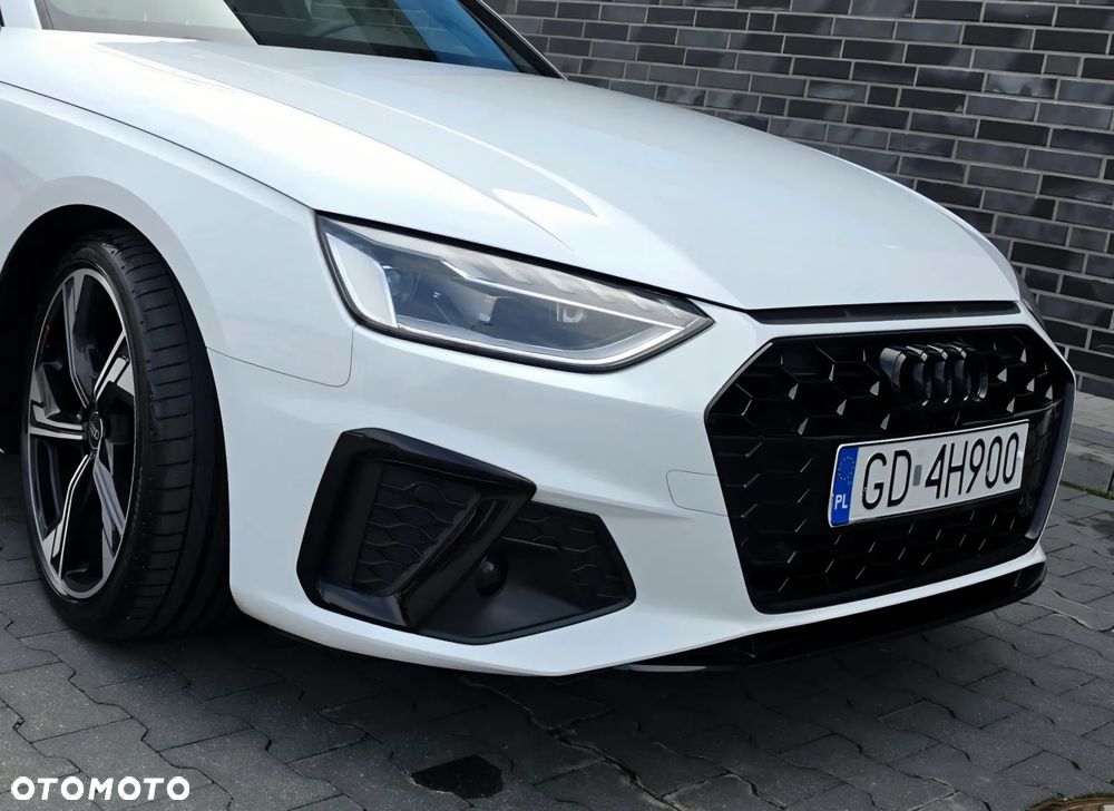 Audi A4 Limousine 35 TFSI mHEV S Line S tronic - 24