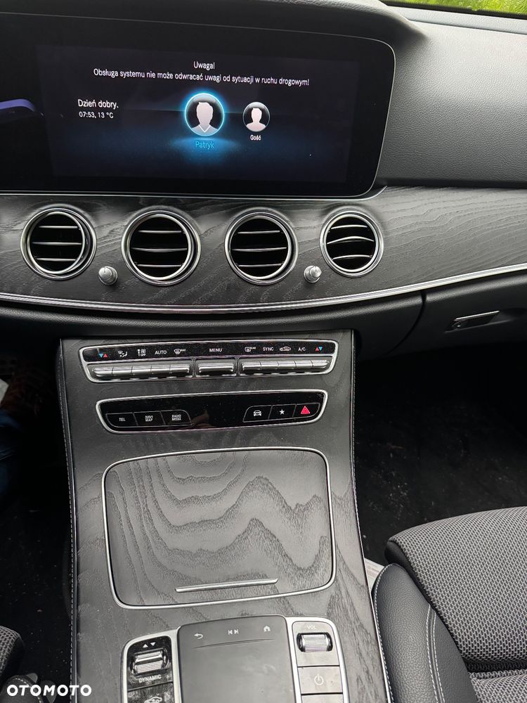 Mercedes-Benz Klasa E 200 4Matic T All-Terrain 9G-TRONIC Avantgarde - 11