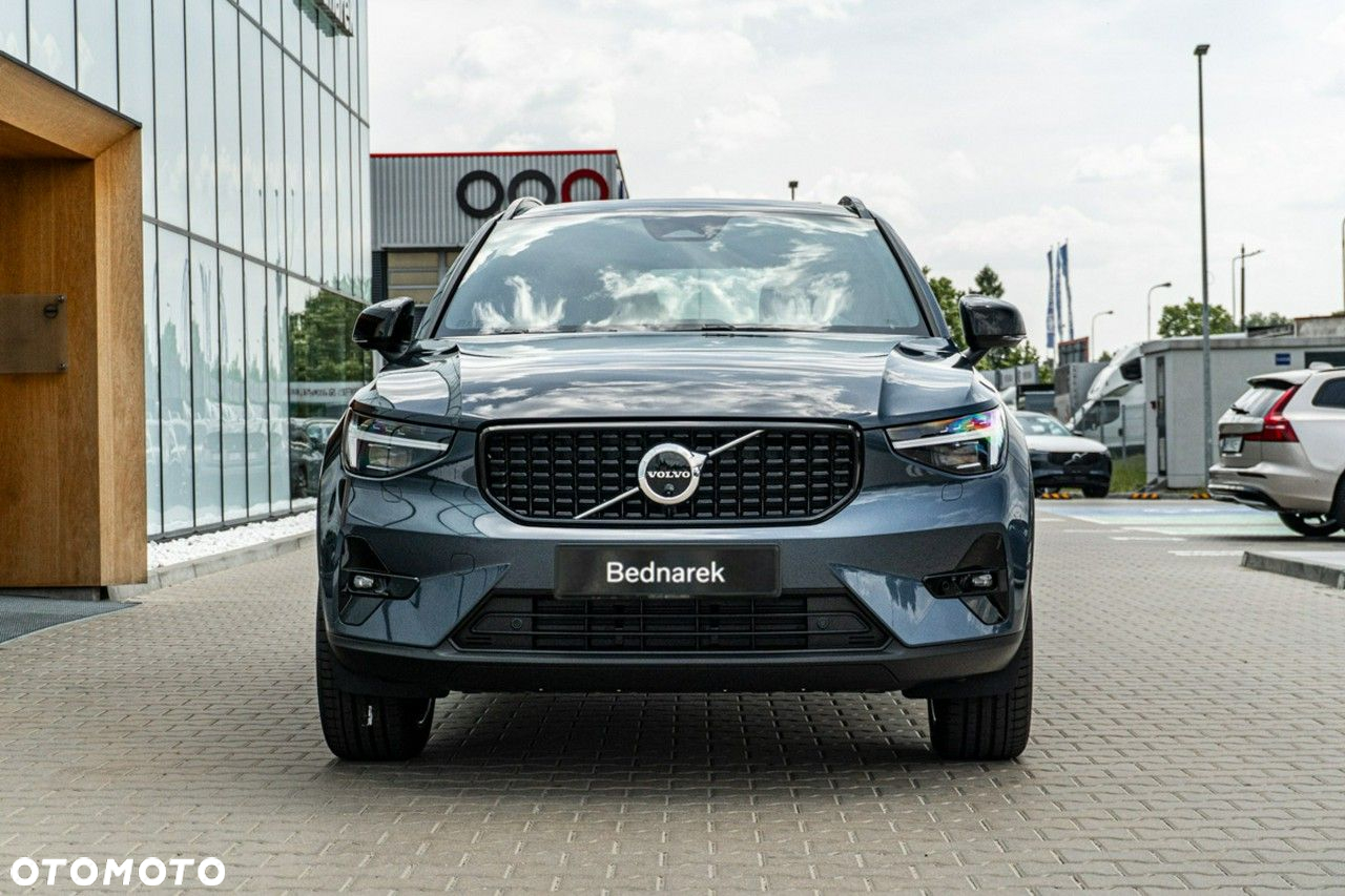 Volvo XC 40 - 5