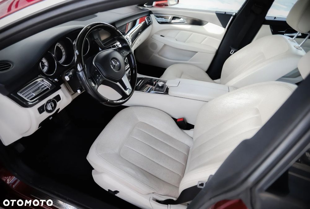 Mercedes-Benz CLS 350 CDI 4-Matic BlueEff - 15