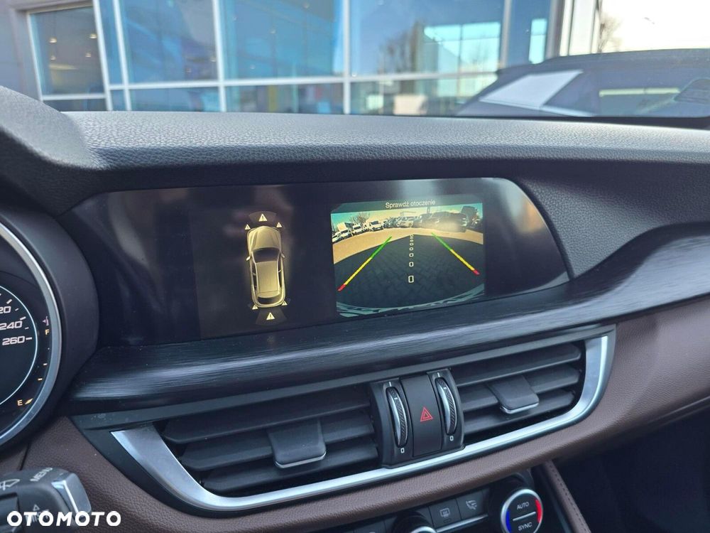 Alfa Romeo Stelvio 2.0 Turbo Super Q4 - 24