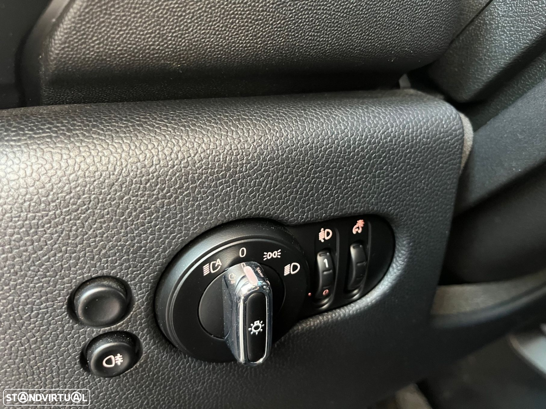 MINI 5 Portas One Sport Edition - 27