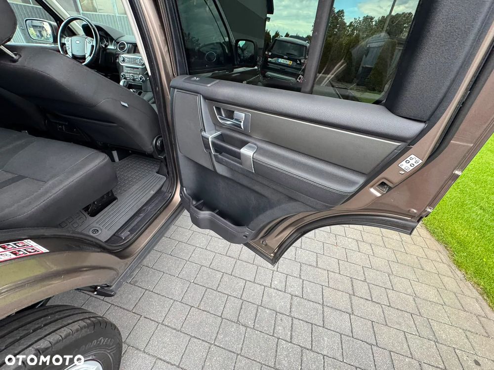 Land Rover Discovery TD V6 HSE - 22