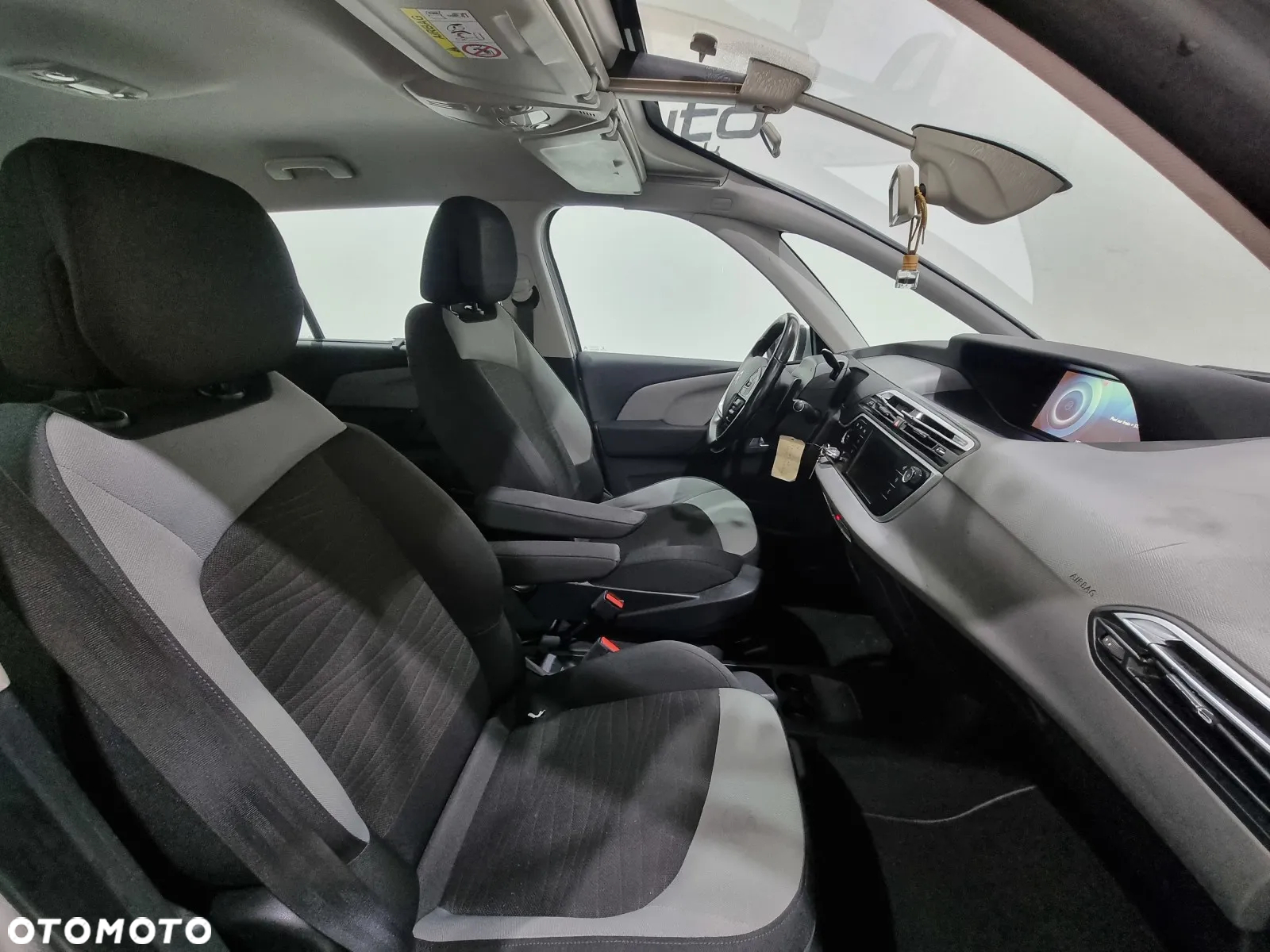 Citroën C4 Grand Picasso e-HDi 115 ETG6 Attraction - 9
