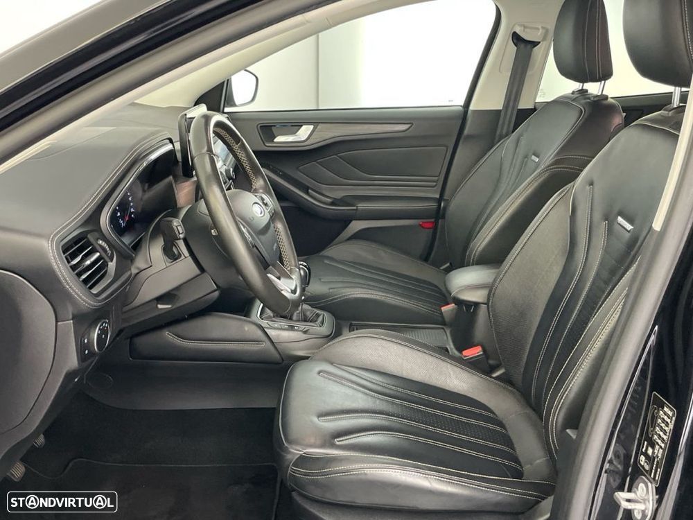 Ford Focus 1.0 EcoBoost Vignale - 11
