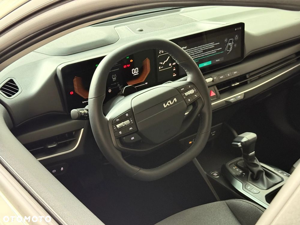 Kia K4 1.6 T-GDI M - 11