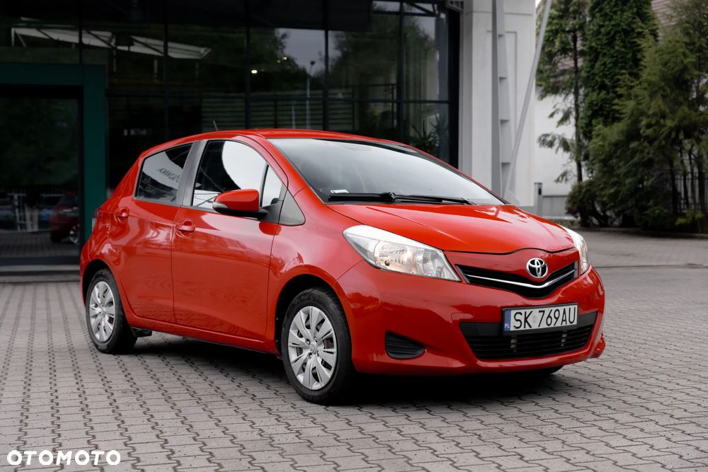 Toyota Yaris 1.33 Luna - 2