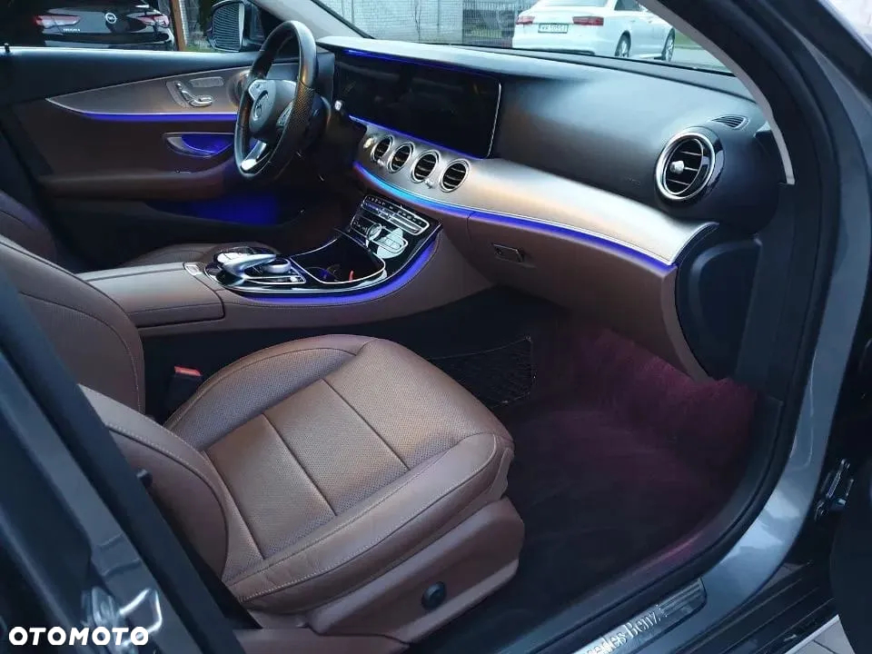 Mercedes-Benz Klasa E - 10