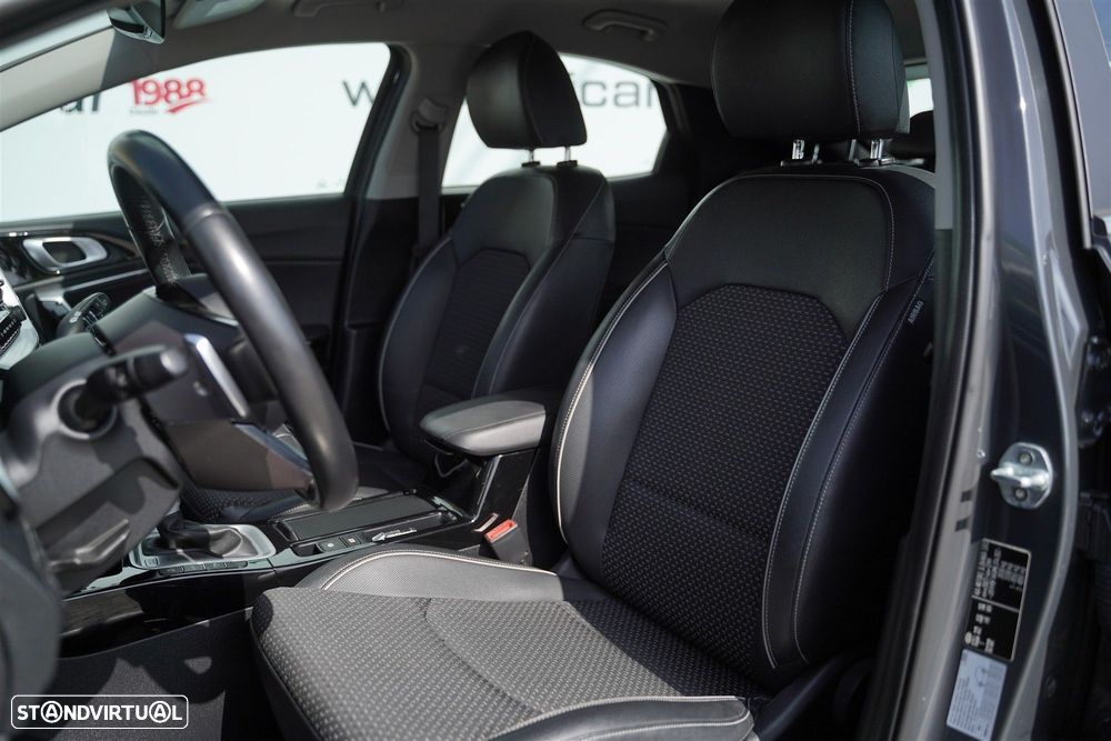 Kia XCeed 1.6 GDi PHEV Drive - 30