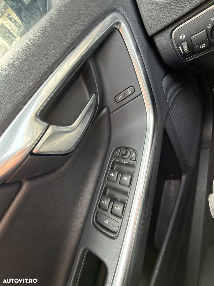 Volvo V60 D6 Twin Engine Geartronic RDesign - 17