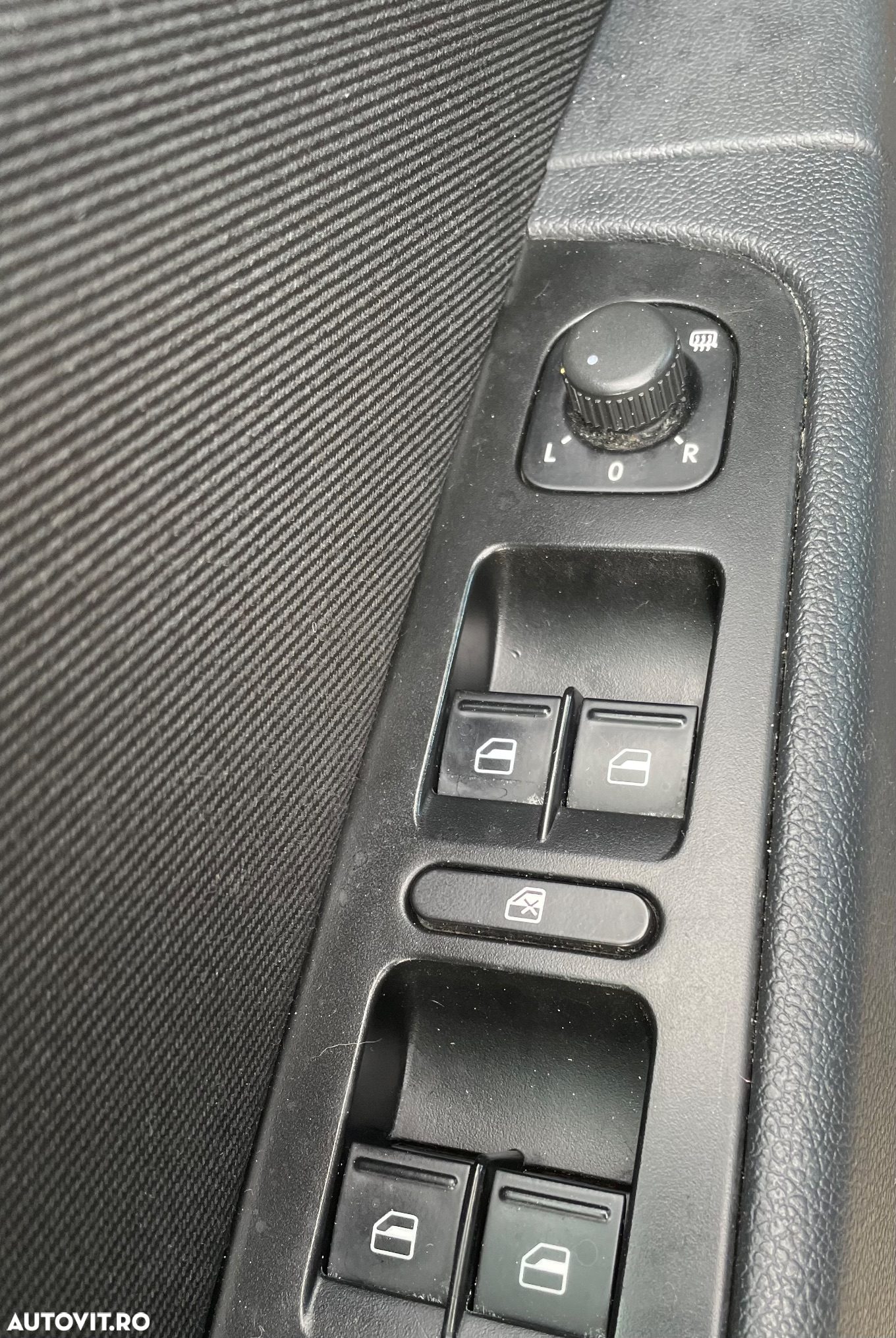 Skoda Superb 1.6 TDI GreenLine - 37
