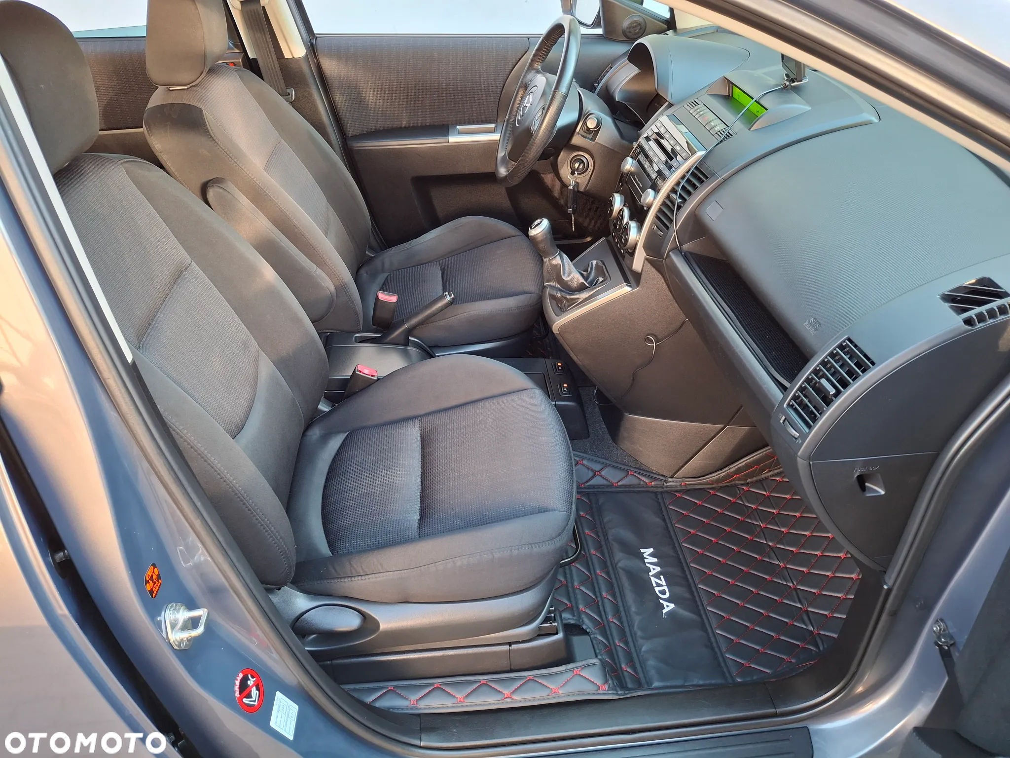 Mazda 5 2.0 CD DPF Exclusive - 12