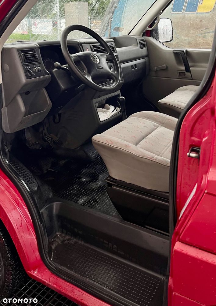 Volkswagen Transporter - 8