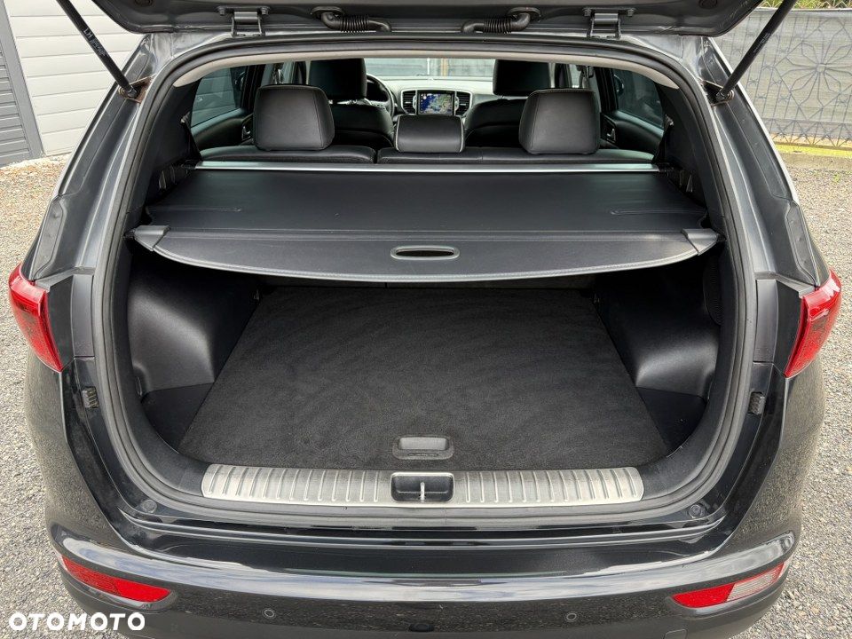 Kia Sportage 1.6 GDI 2WD Black Edition - 38