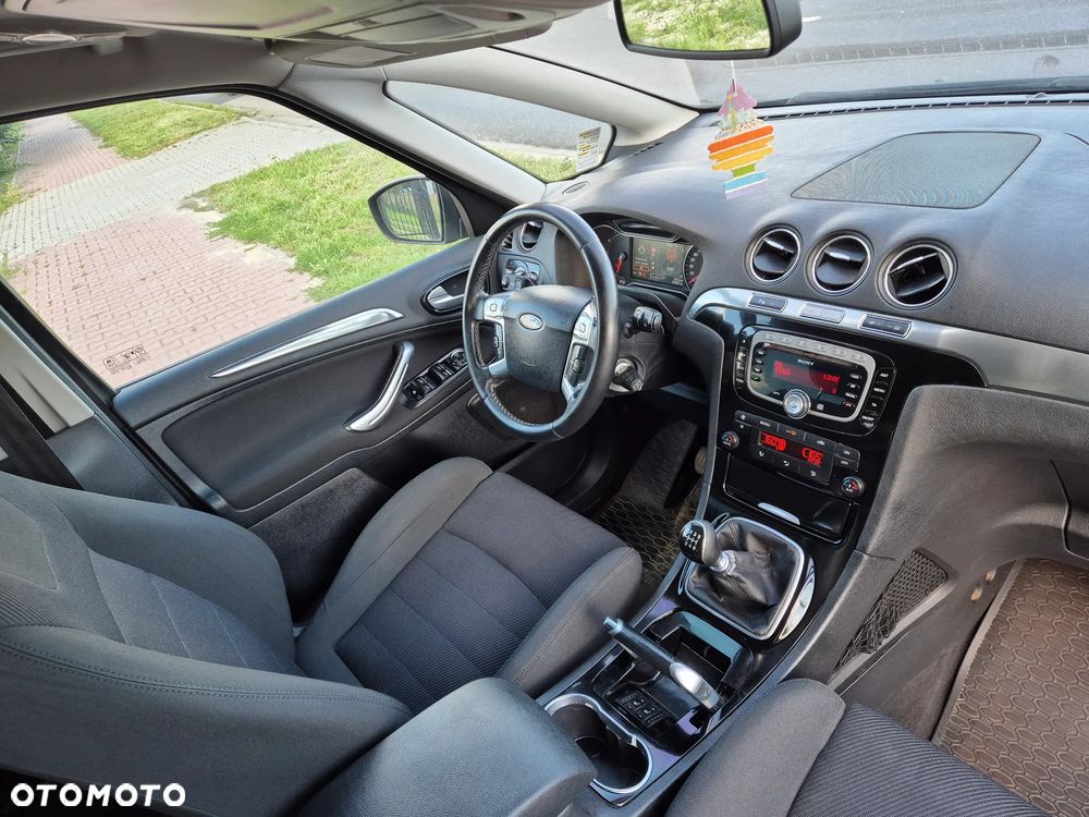 Ford S-Max 2.0 TDCi DPF Titanium - 10
