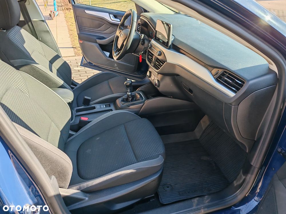 Ford Focus ver-1-5-ecoblue-trend-edition - 14