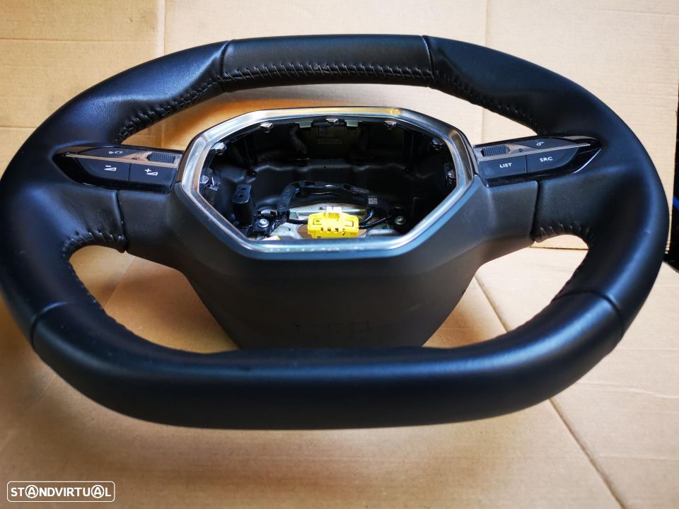 PEUGEOT 208 II VOLANTE V104 - 2