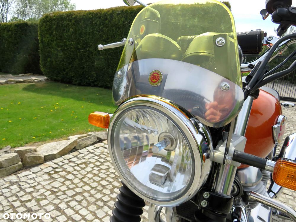 Royal Enfield Interceptor - 12