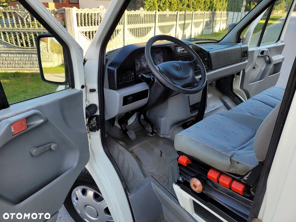 Volkswagen LT 35 Brygadówka 7 osób L2H2 - 26