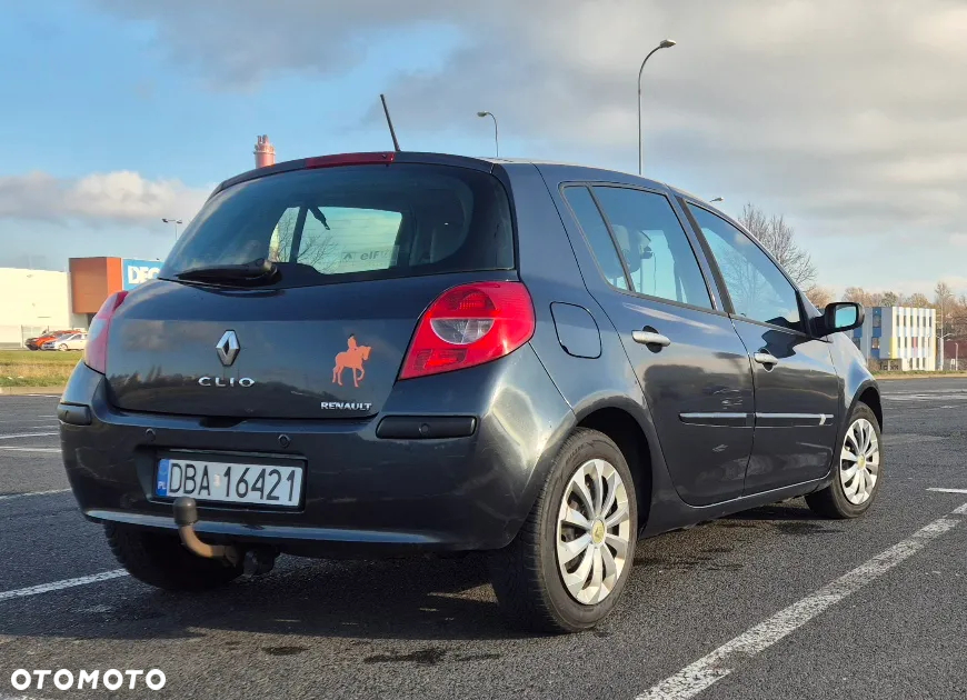 Renault Clio - 5