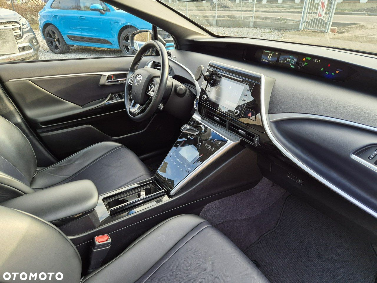 Toyota Mirai - 12