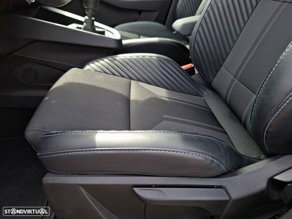 Renault Clio — fotografia 15