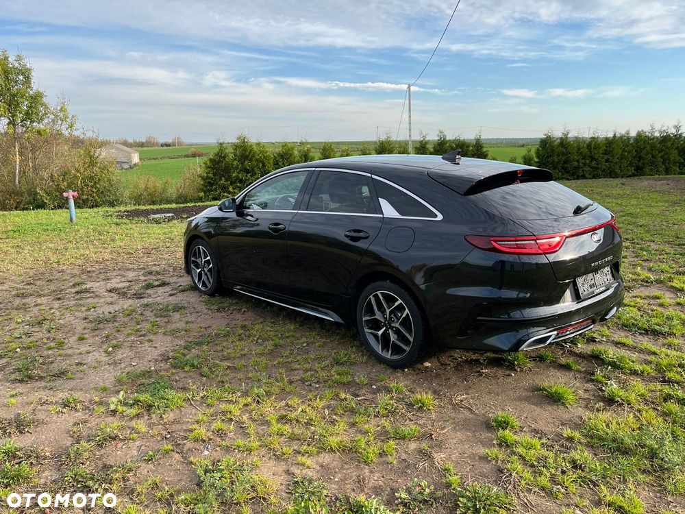 Kia ProCeed - 8