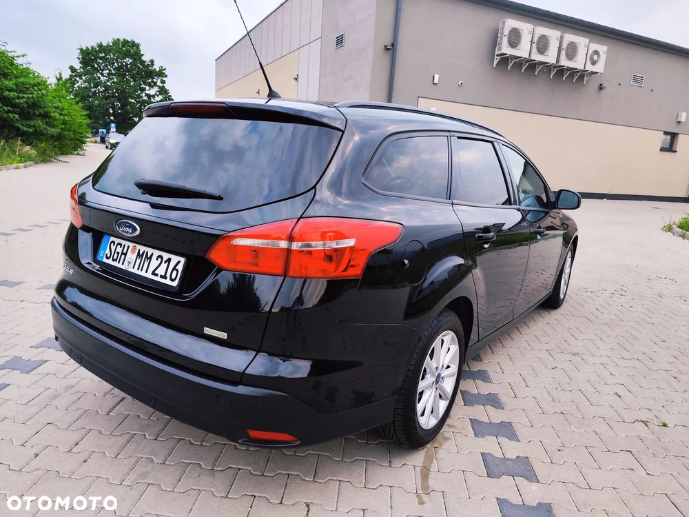 Ford Focus 1.0 EcoBoost Gold X (Edition) - 4