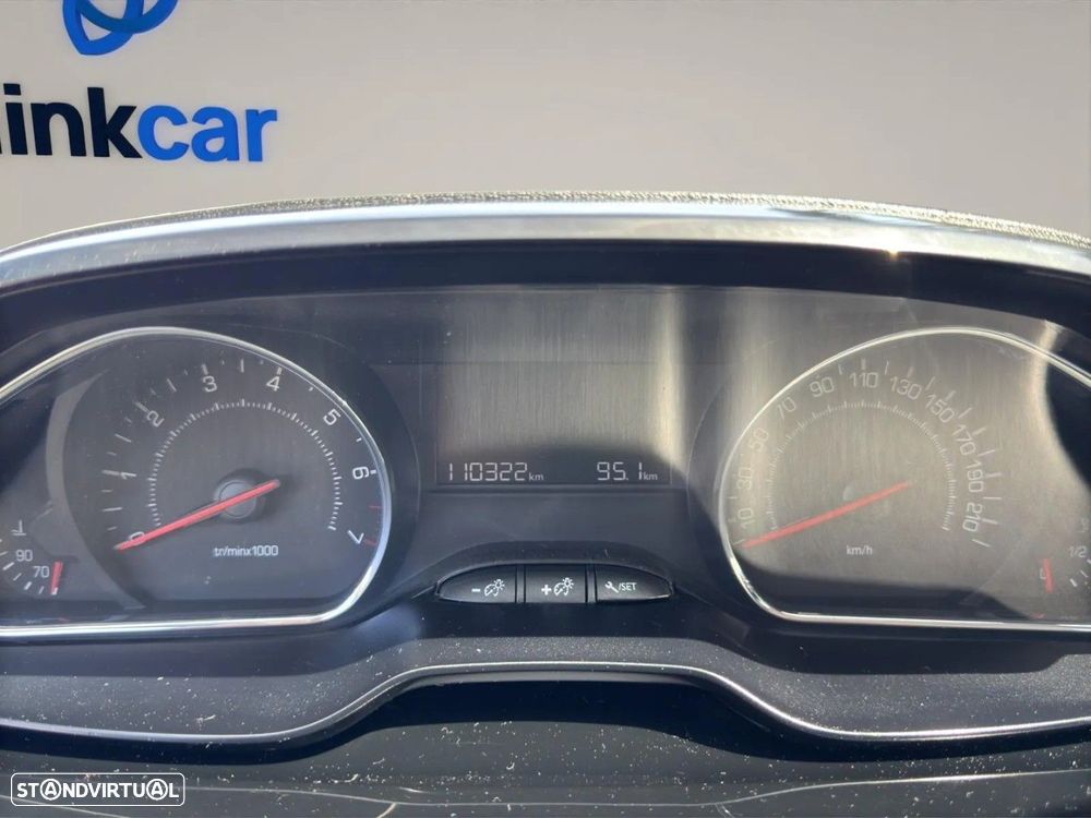 Peugeot 208 1.0 VTi Access - 13