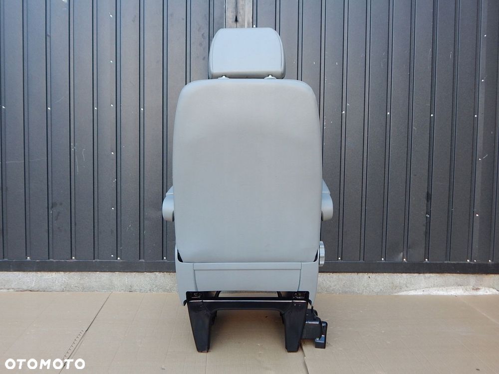 vw t5 lift fotel kierowcy lewy przód skaj podłokietnik podstawa skaj - 10