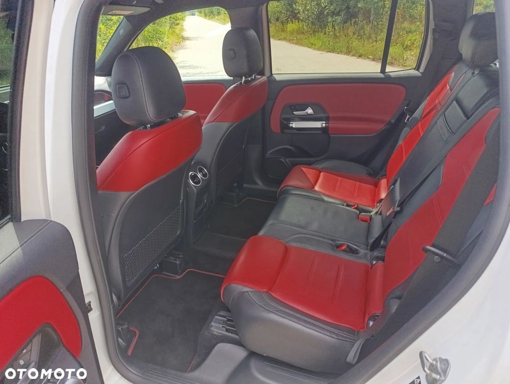 Mercedes-Benz GLB 250 8G-DCT AMG Line - 16