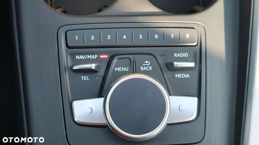 Audi A4 Limousine 2.0 TDI S tronic - 28