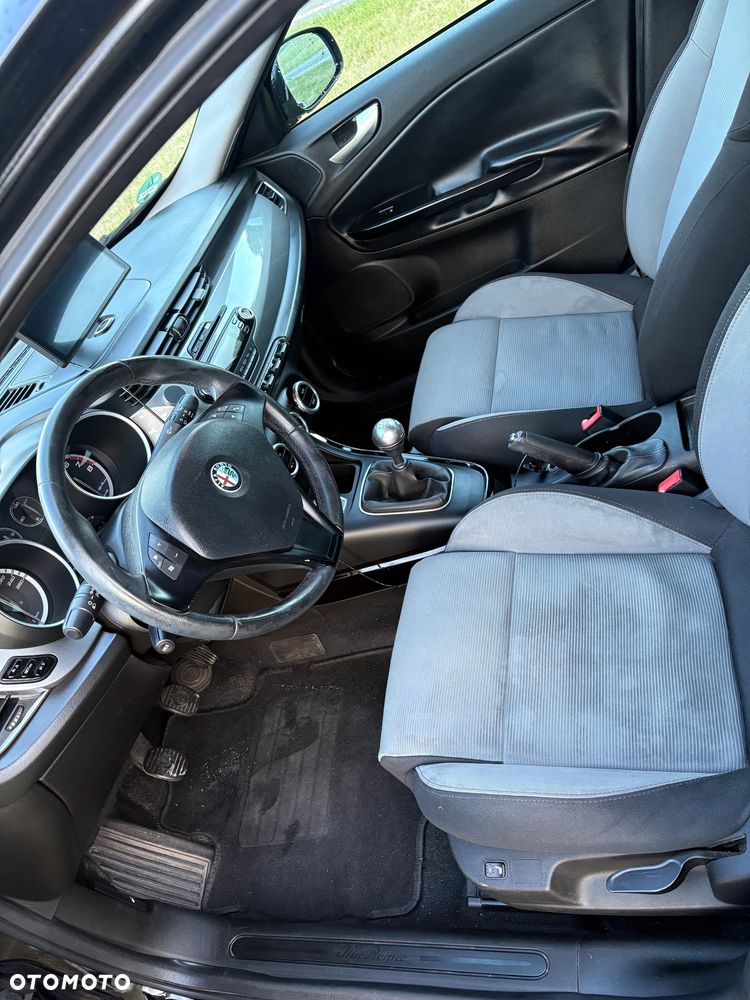 Alfa Romeo Giulietta 1.4 TB MultiAir Distinctive - 10