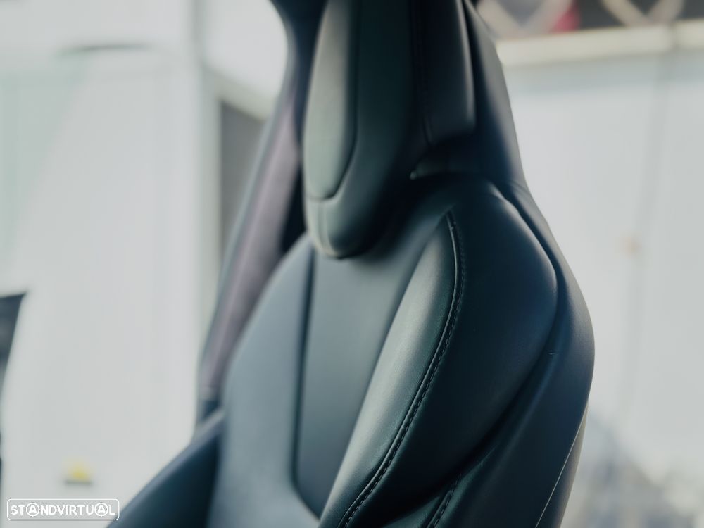 Tesla Model X 100D — fotografia 10