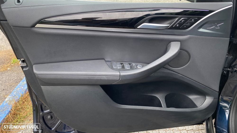 BMW iX3 Inspiring - 22