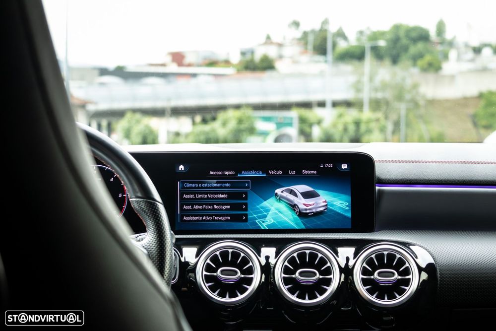 Mercedes-Benz CLA 200 d AMG Line Aut. - 38