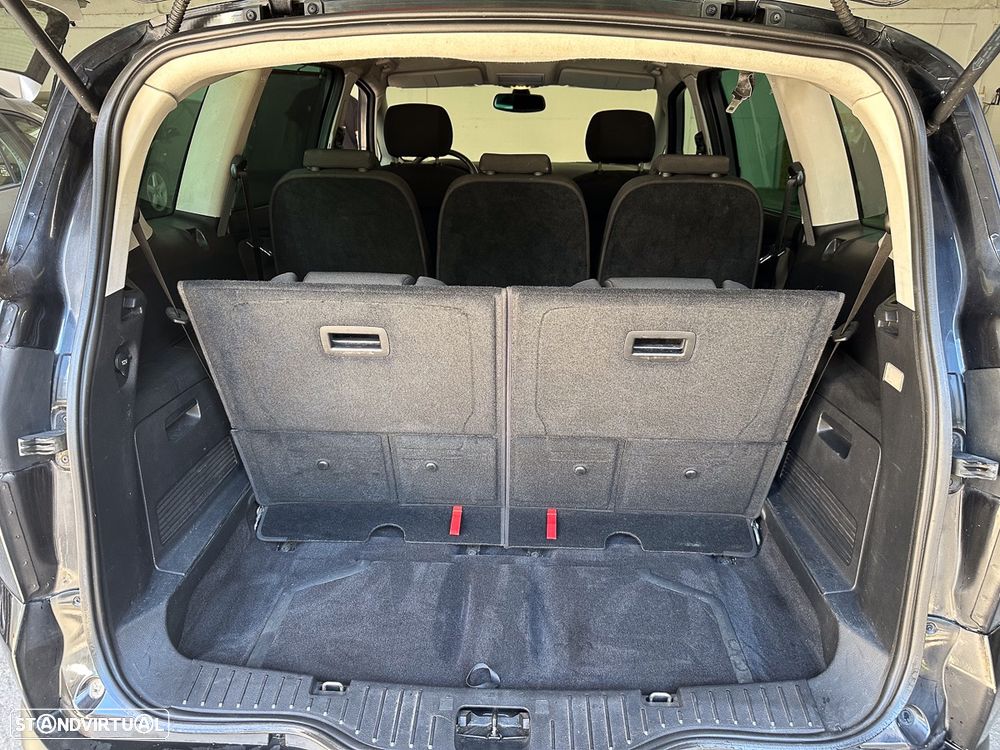 Ford S-Max 2.0 TDCi Titanium 7L - 22
