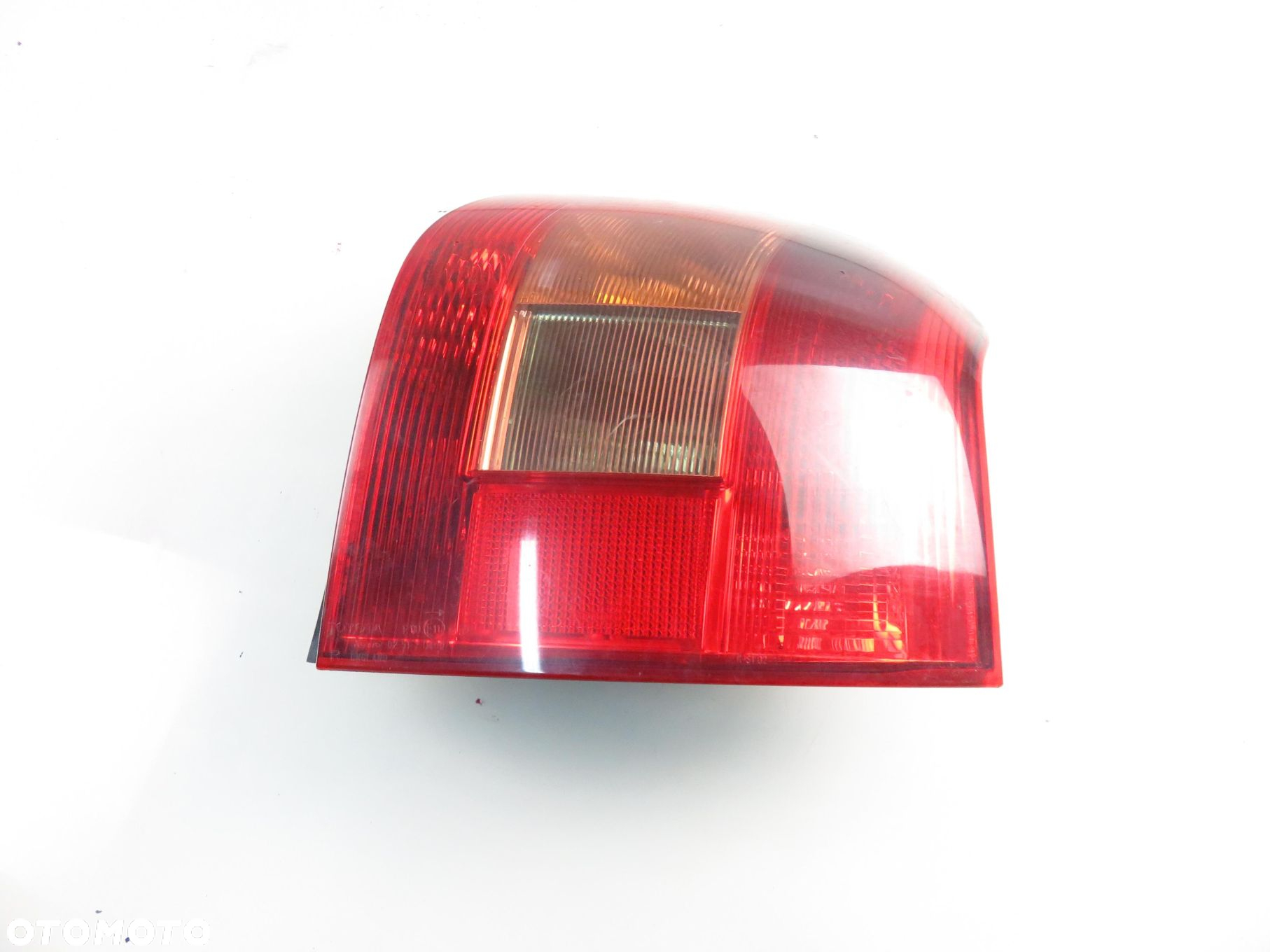 LAMPA PRAWA TYLNA TOYOTA COROLLA E12 - 7
