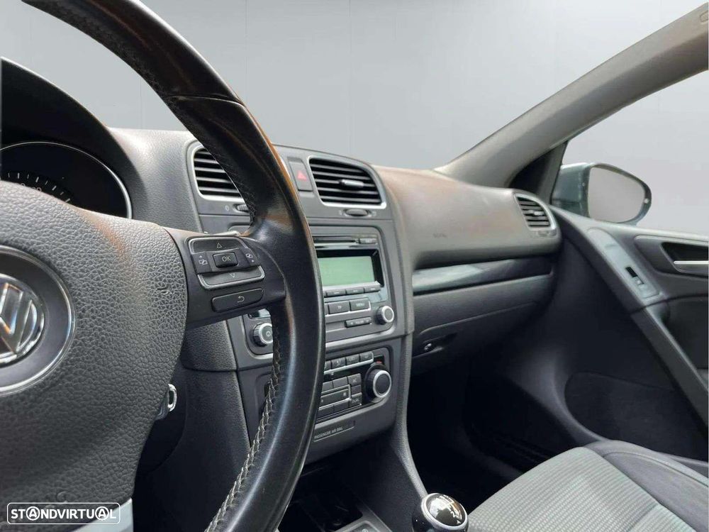VW Golf 1.6 TDi Confortline - 9
