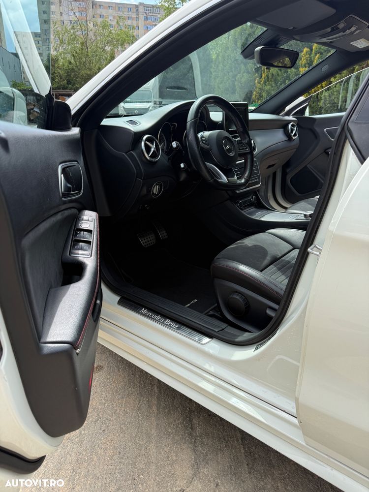 Mercedes-Benz CLA 180 - 13