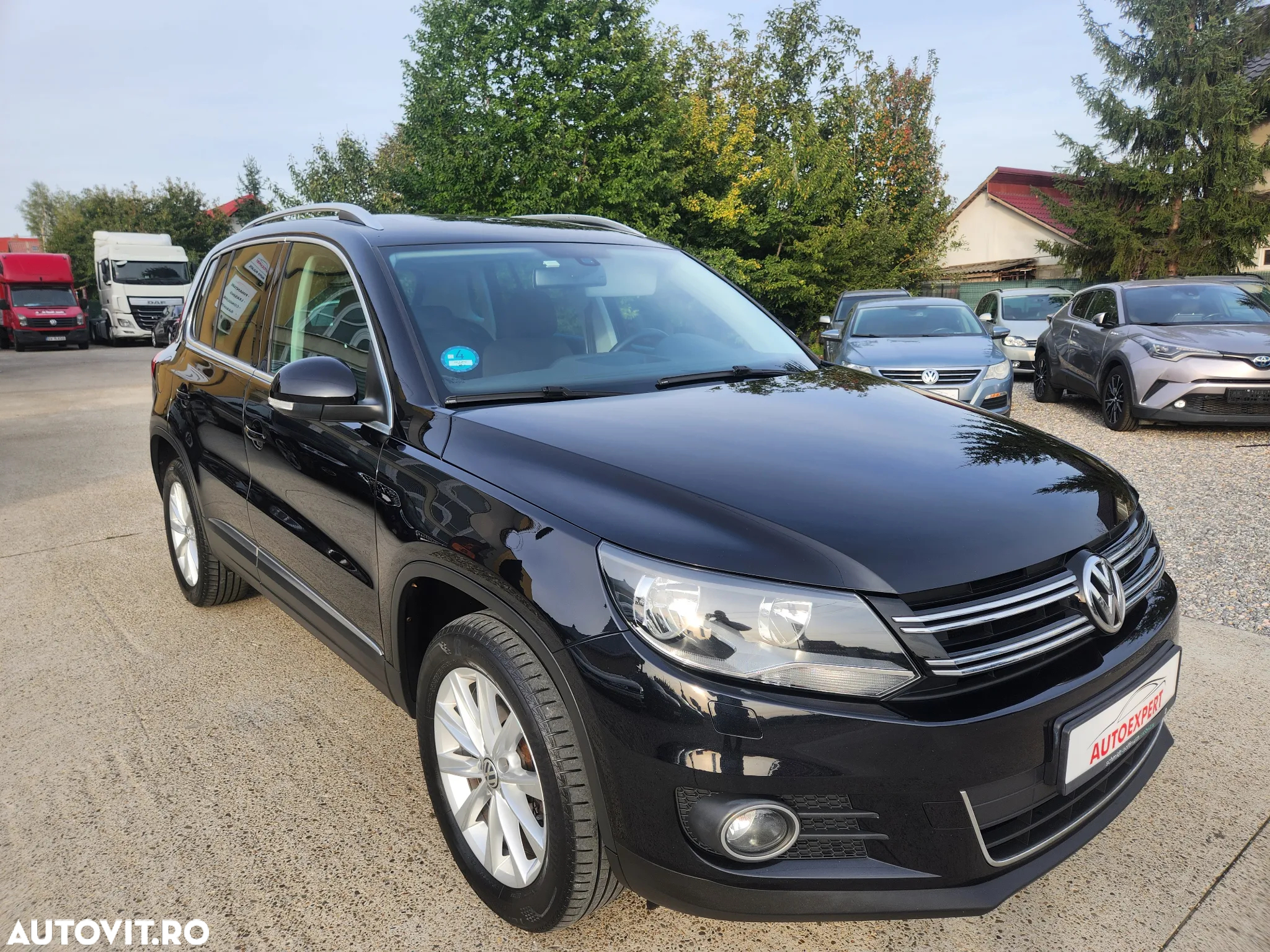 Volkswagen Tiguan 2.0 TDI 4Motion BMT Sport & Style - 12