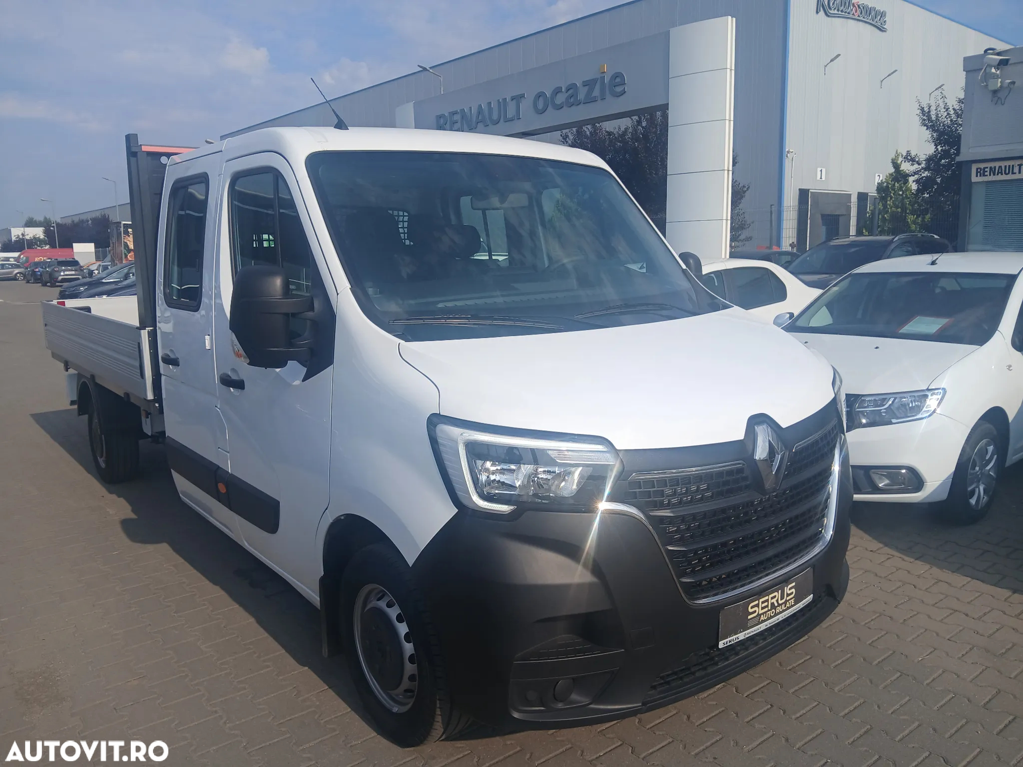 Renault Sasiu Cabina Dubla 6+1 locuri Tractiune 3.5T - 4