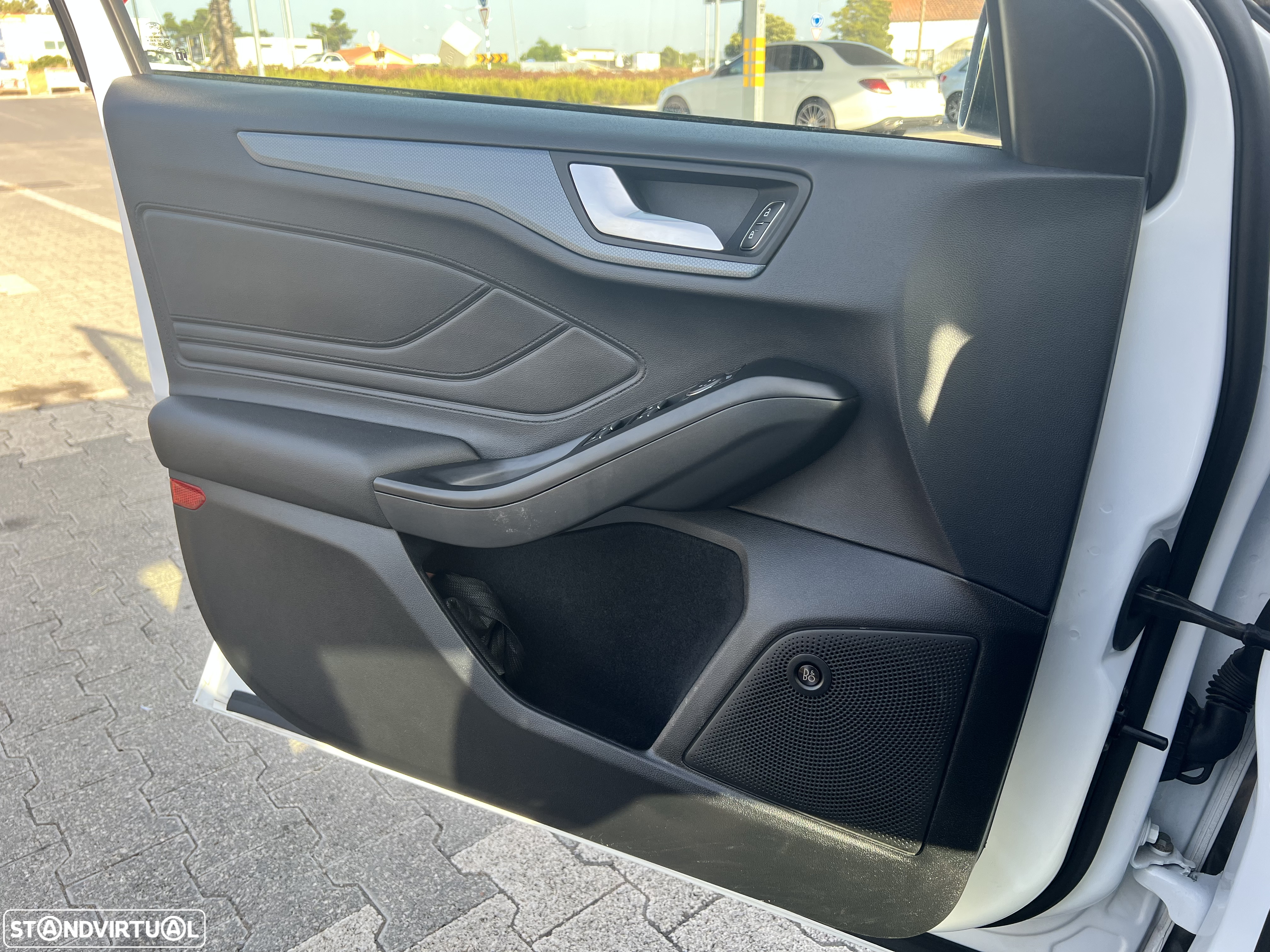 Ford Focus 1.0 EcoBoost Active X Aut. - 12