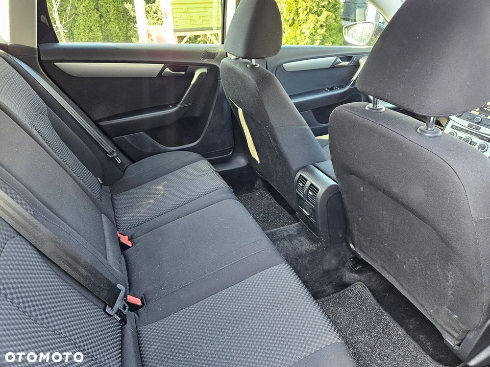 Volkswagen Passat Variant 2.0 TDI Comfortline DSG - 12