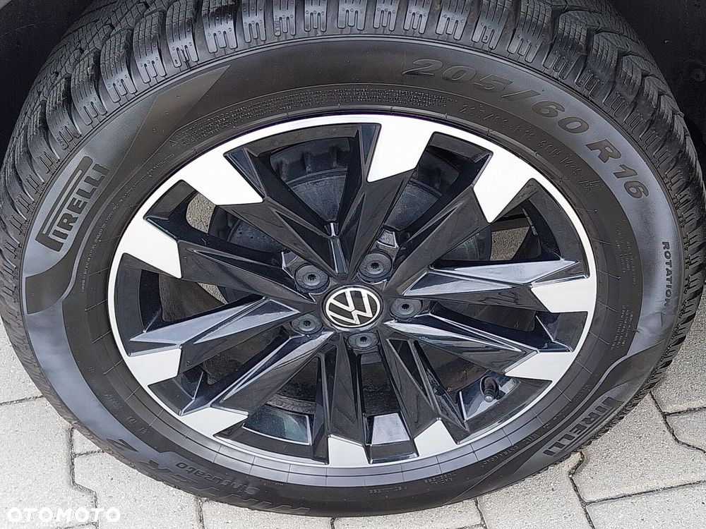 Volkswagen T-Cross - 22