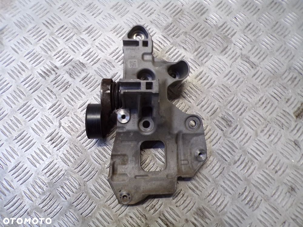 ŁAPA ALTERNATORA DACIA DUSTER II 1.5 BLUE DCI 117100072R - 1